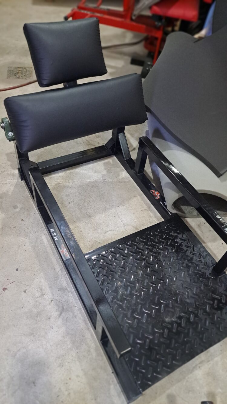 BANCO HIP LIBRE CON MOV. PIVOTEANTE